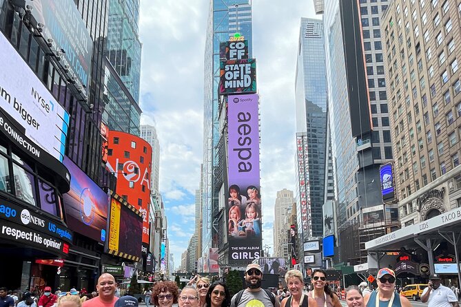 1 Hour Morning Walking Tour in Times Square NYC - Meeting at the George M. Cohan statue: start fast and simple