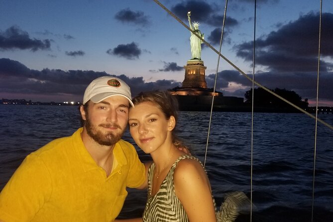 1 Hour Private Charter in New York Harbor for up to 6 people - Getting On the Boat: Dock Climb and What to Expect