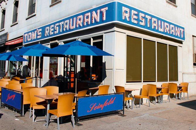 2-Hour Private When Harry Met Seinfeld Tour - Meeting at McGee’s Pub: where the tour starts feeling like a show