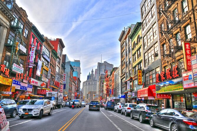 3 Hour Lower Manhattan Walking Tour - African Burial Ground National Monument, then Chinatown to Little Italy