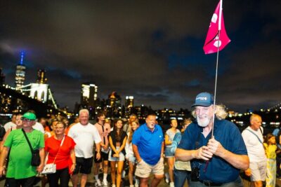3 Hour Luxury Bus Tour of NYC Night Highlights - Hell’s Kitchen to Central Park South: The First Shock of NYC Lights