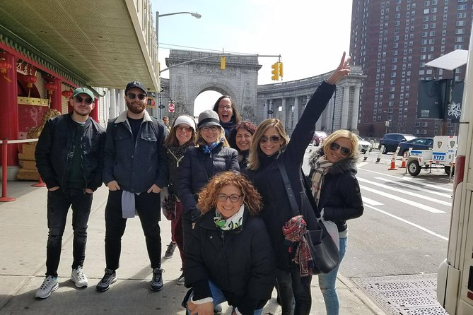 3 New York Neighborhoods Semi-Private Tour : SoHo, Chinatown and Little Italy - Semi-Private Size: Why 15 People Feels Like a Real Tour