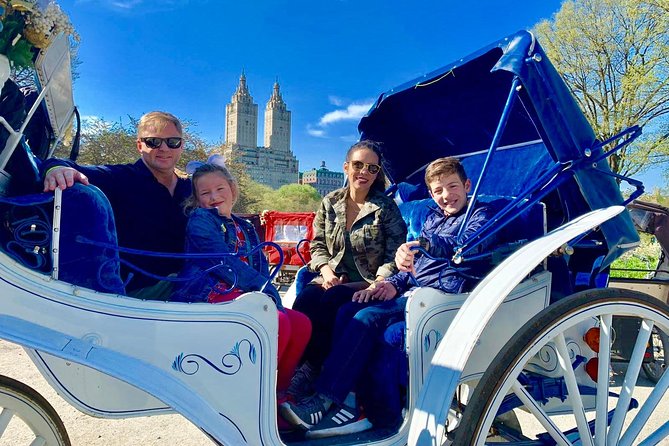 45 min Long VIP Central park carriage ride - Strawberry Fields and Tavern on the Green: the famous hits come fast