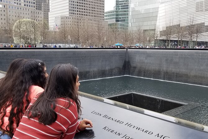 9/11 Memorial at World Trade Center and Financial District Walking Tour - Why this Lower Manhattan walk makes the story click