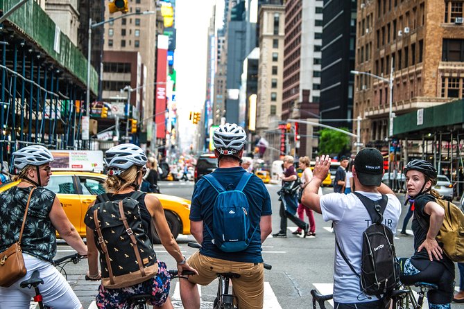 A Day in Manhattan Bike Tour - West Village flavor: short stop, big personality