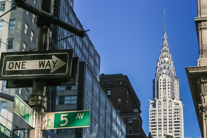 Airport Luxury departure ride from NYC Hotels by Limousine or SUV - What’s Included (and What You’ll Still Need)