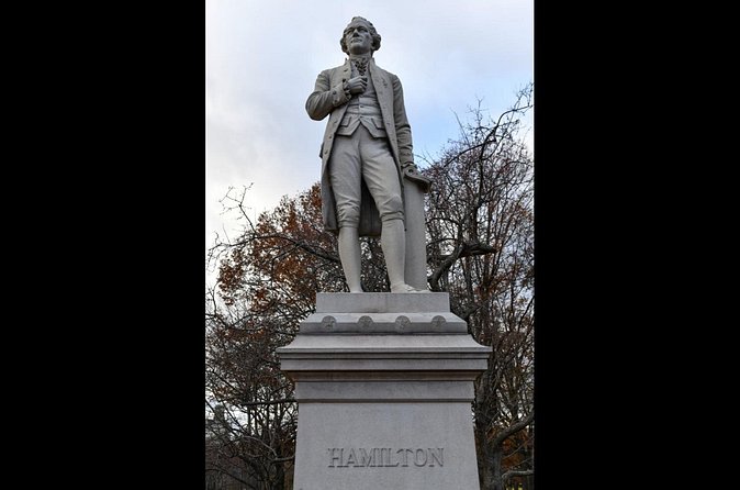 Alexander Hamilton Musical Walking Tour - Fraunces Tavern Museum: George Washington’s headquarters and the Hamilton-Burr meet-up