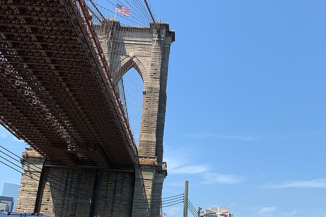 Amazing City Tour NYC 4 hours up to 5pax - The Guide Matters: Why Context Changes Everything