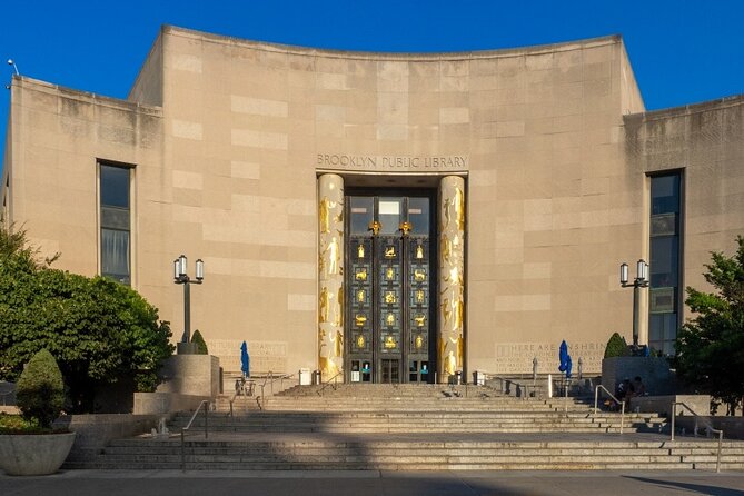 Amazing Scavenger Hunt: Soaring To New Heights - The route flow: Brooklyn Museum and Grand Army Plaza