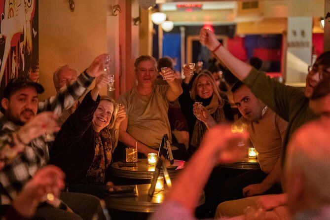 Bar, Lounge and Rooftop Tour NYC - The Night Walk Through Trendy, Historic Blocks and the Entertainment Core