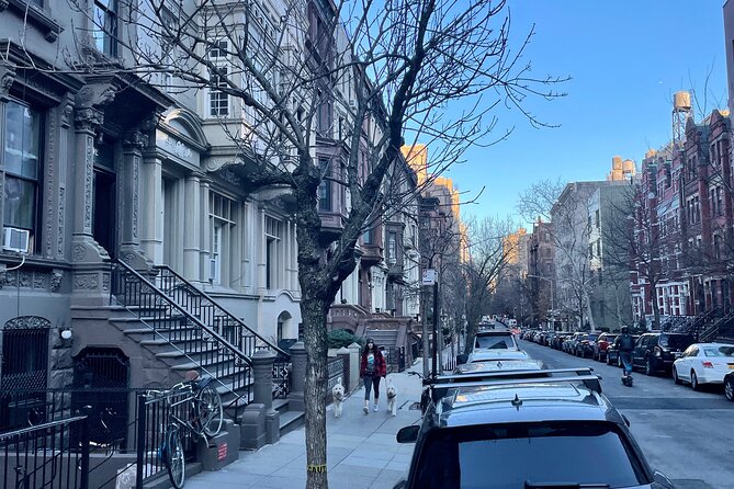 Best City Tour NYC 4 Hours up to 5 people - English-friendly for clear explanations