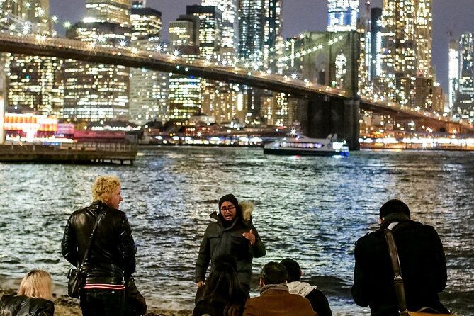 Best of New York Food Tour: 5 dishes plus famous sightseeing! - Manhattan Bridge stop: more bridge, more depth