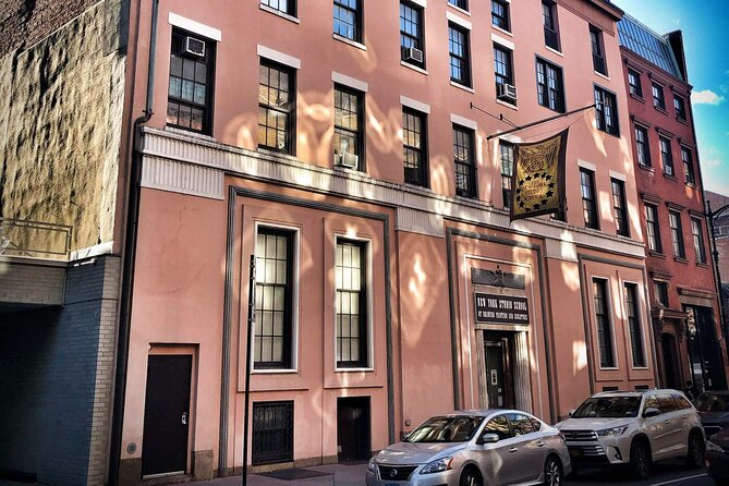 Boho Greenwich Village: A Self-Guided Audio Tour - The Row, Judson Church, and Hangman’s Elm