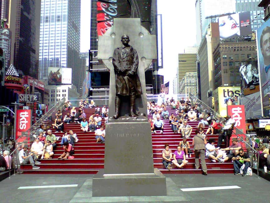 Broadway the Tour: NYC's Immersive Historic Walking Tour - Comfort, Rules, and Who Should Book This