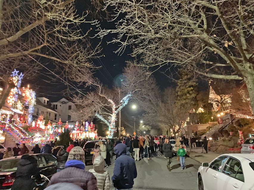 Brooklyn: 1.5-Hour Dyker Heights Christmas Walking Tour - The real logistics: walking distance, pace, and cold weather