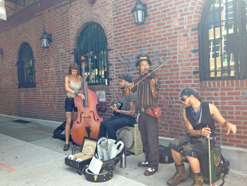 Brooklyn: 2-Hour Best of Brooklyn Walking Tour -Williamsburg - What You’re Really Buying for $32: A Guided Orientation