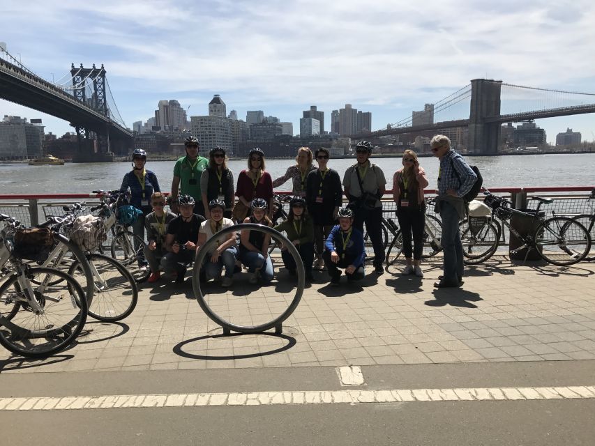 Brooklyn: 2-Hour Manhattan & Brooklyn Bridges Bike Tour - One World Trade and City Hall Park: skyline stories at human speed