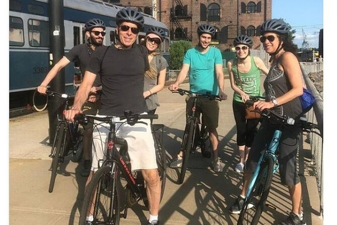 Brooklyn Bike Tour - Food samples and snacks: what’s included vs. what you must plan