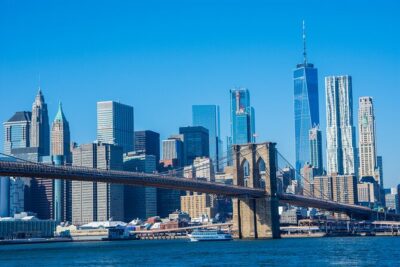 Brooklyn Bridge and DUMBO District Guided Walking Tour - City Hall Park: The Smart, Peaceful Opening Point
