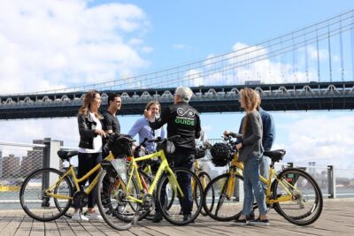 Brooklyn Bridge and Waterfront 2-hour Guided Bike Tour - Starting at 79 Chambers St: setup that keeps the ride rolling