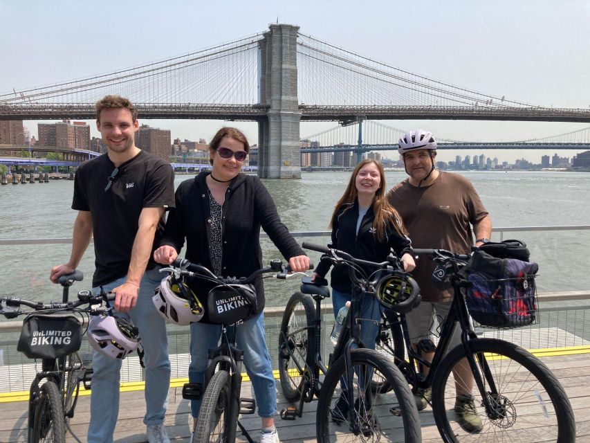 Brooklyn Bridge Self-guided Bike Tour App - Audio + Written - Getting Started Near the Woolworth Building or 79 Chambers Street