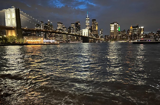 Brooklyn Bridge Sunset Walking Tour - Dumbo Finish: Industrial Past, Now a Photo-and-Stroll Zone