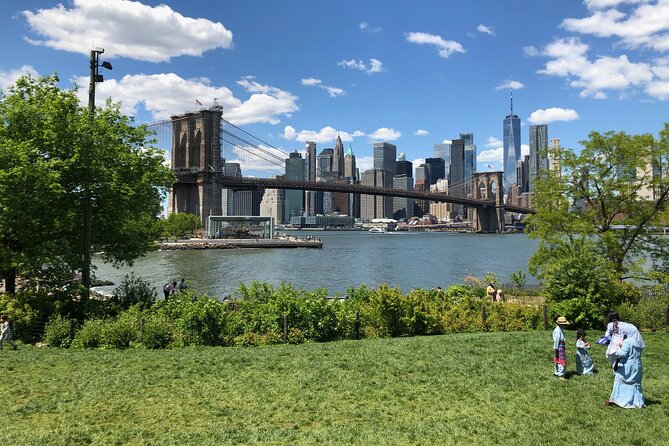 Brooklyn Bridge Waterfront Guided Bike Tour - Stop 3: Brooklyn Heights brownstones and quiet streets