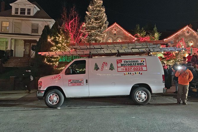 Brooklyn Christmas Lights Walking Tour at Dyker Heights - What to Wear and Bring for Brooklyn Cold (The Stuff That Prevents Regret)