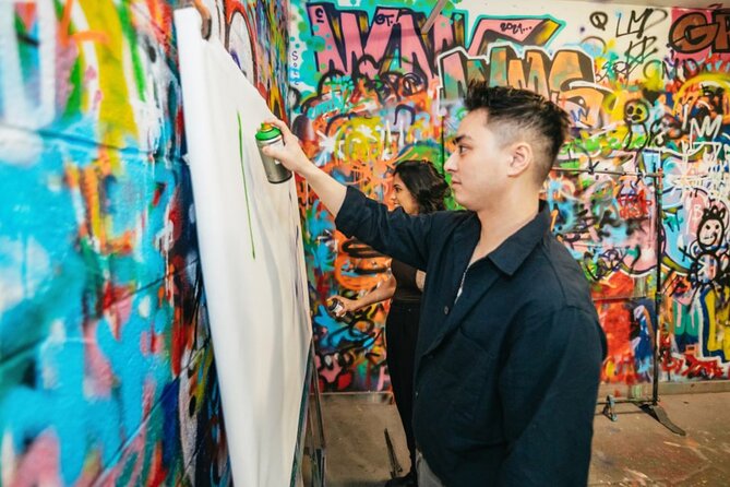 Brooklyn Graffiti Workshop - Inside the 1-hour class: from spray basics to your take-home piece