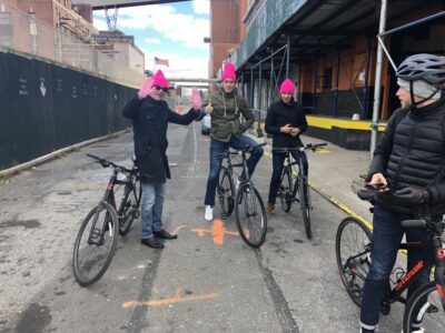 Brooklyn: Half-Day Cycling Tour - Southern Williamsburg to Greenpoint and Bushwick: Art, Graffiti, and Bar Stops