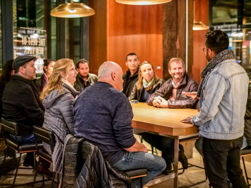 Brooklyn Heights and Dumbo: Guided New York Food Tour - Manhattan Bridge and Brooklyn Bridge: when the tour turns cinematic