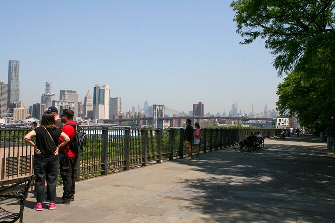 Brooklyn Heights, Brooklyn Bridge, and DUMBO Food Tour - Brooklyn Bridge: choose your walk length