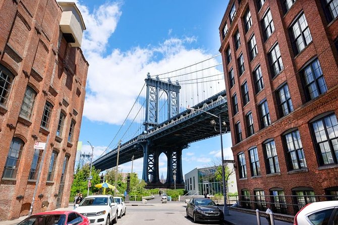 Brooklyn Heights, DUMBO and Brooklyn Bridge guided tour in French - The East River views: Promenade angles and Brooklyn Bridge Park’s photo momentum