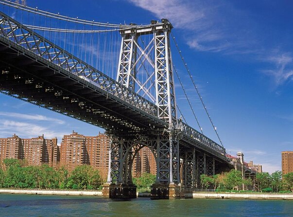 Brooklyn NYC Food & Walking Tour with a 5th Generation New Yorker - Quick hits: what you’ll notice right away