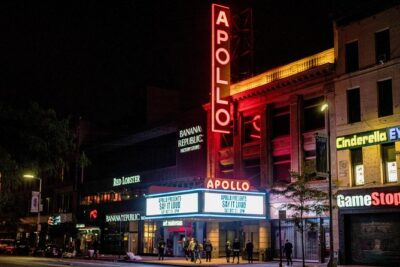 Central Harlem African-American Culture Walking Tour - Apollo Theater and 125th Street: where the story kicks off