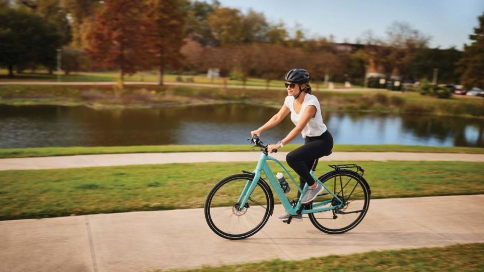 Central Park Electric Bike Rental - Getting Set Up: Pickup, Gear, and First-Minute Confidence
