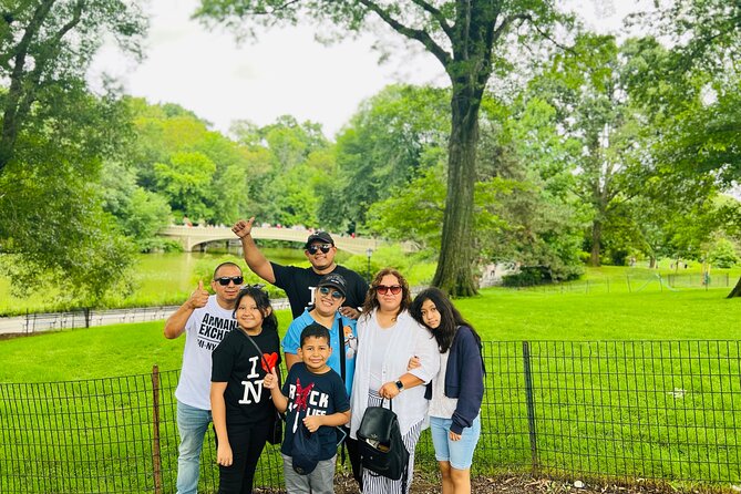 Central Park Guided Tour - The picnic area stop: a breather in the middle of highlights