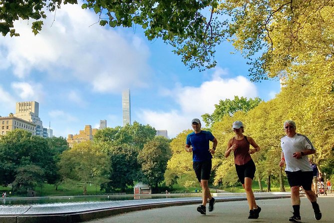 Central Park Highlights Running Tour - Meeting at José Julián Martí and staying light with no storage