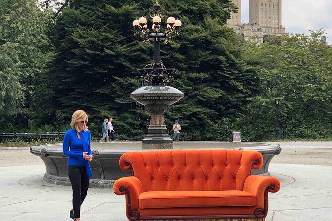 Central Park Movies and Celebrity Hotspots Tour (90 minutes) - Gapstow Bridge: the Home Alone 2 moment you can stand next to