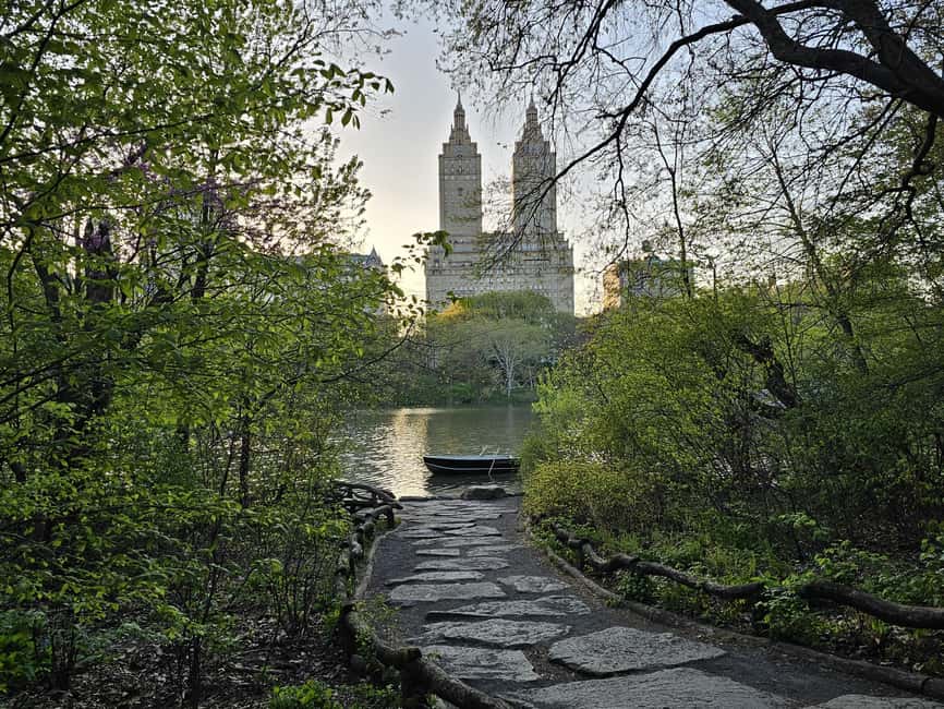 Central Park, NY: Nature, Architecture and Movie Scenes Tour - Key moments that make the walk worth it