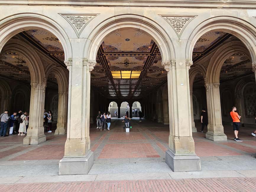 Central Park, NY: Nature, Architecture and Movie Scenes Tour - Lake season notes and why the details matter