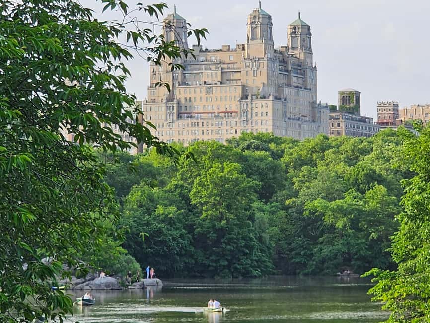 Central Park, NY: Nature, Architecture and Movie Scenes Tour - The Home Alone 2 pigeon lady arch and a stone-bridge reset