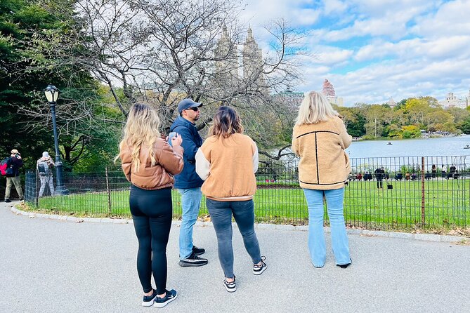 Central Park Pedicab Tour ( starting - Natural History Museum ) - Where the guide’s stories and photos add real value