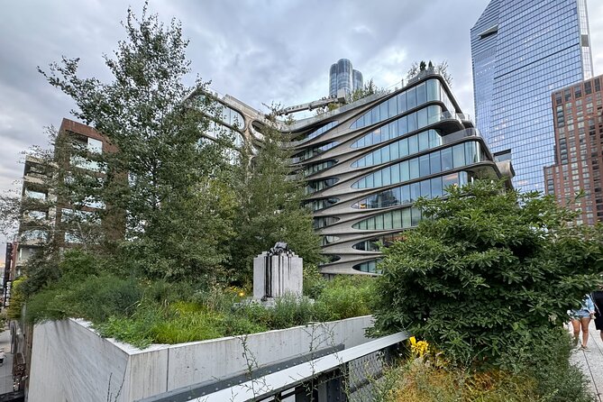 Chelsea and the High Line NYC Architecture Walking Tour - Price and pacing: what $49 buys in real New York time