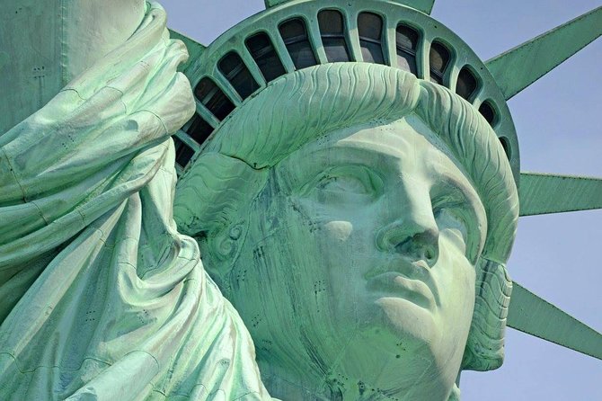 Choose Your Access Statue of Liberty and Ellis Island Small-Group Tour - Ellis Island: Grounds Tour and What You Should Plan to See