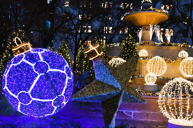 Christmas Holiday Lights NYC Sightseeing Tours with Special Gifts - 5th Avenue Window Magic and the Rockefeller Tree Glow