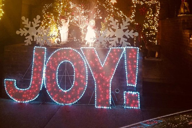 Christmas Lights Tour - Bay Ridge Blue House: Hundreds of Blue Lights for Fast Photos