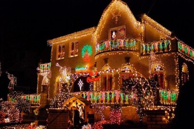 Christmas Lights Tour - Meeting at 225 W 51st St: How to Avoid Pickup Confusion