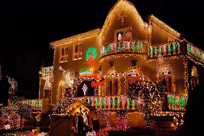 Christmas Lights Tour - Meeting at 225 W 51st St: How to Avoid Pickup Confusion