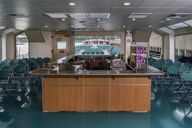 Circle Line: 1hr - NYC Liberty Cruise - Passing Ellis Island and Governors Island: what you’ll actually see
